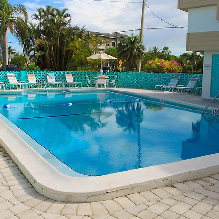 Carousel Beach Inn Fort Myers Beach Exterior foto