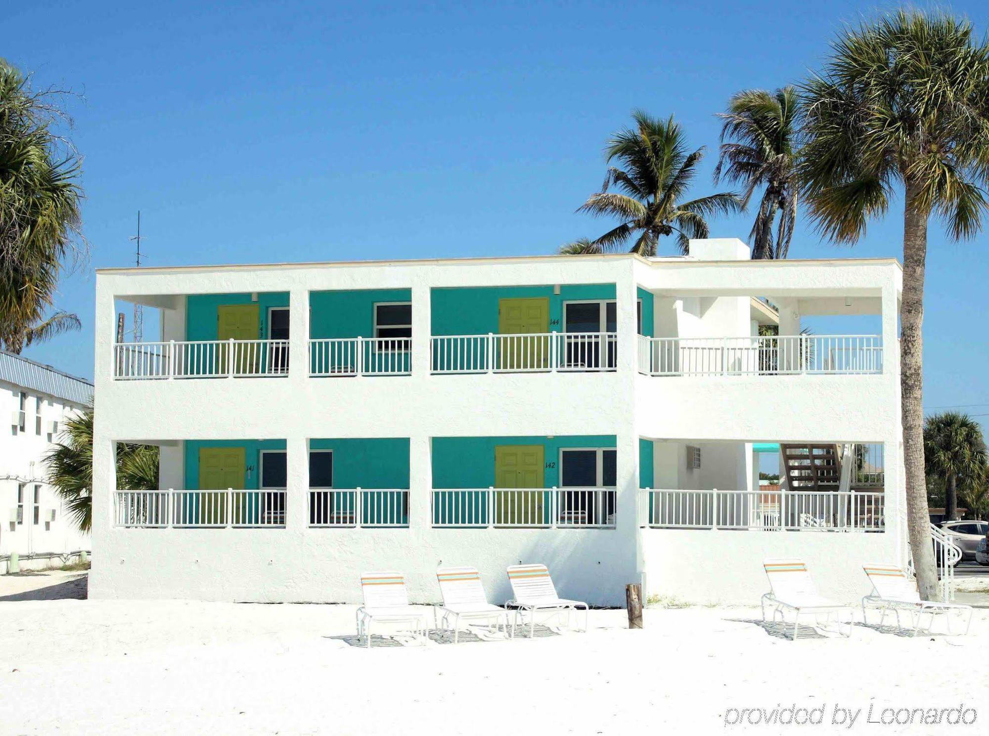 Carousel Beach Inn Fort Myers Beach Exterior foto