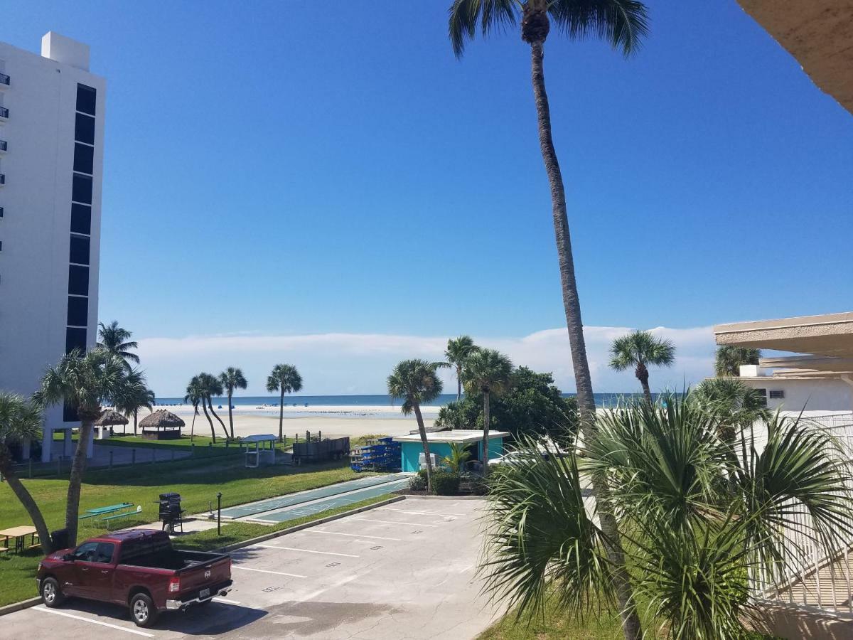 Carousel Beach Inn Fort Myers Beach Exterior foto